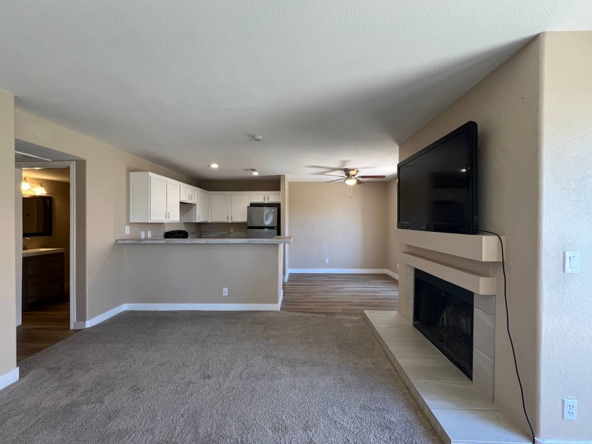 Condo for rent at 2982 Juniper Hills #201, Las Vegas, NV 89142