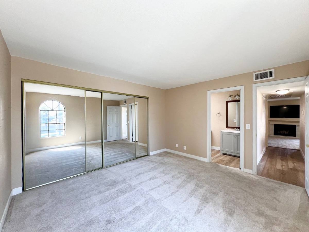Condo for rent at 2982 Juniper Hills #201, Las Vegas, NV 89142