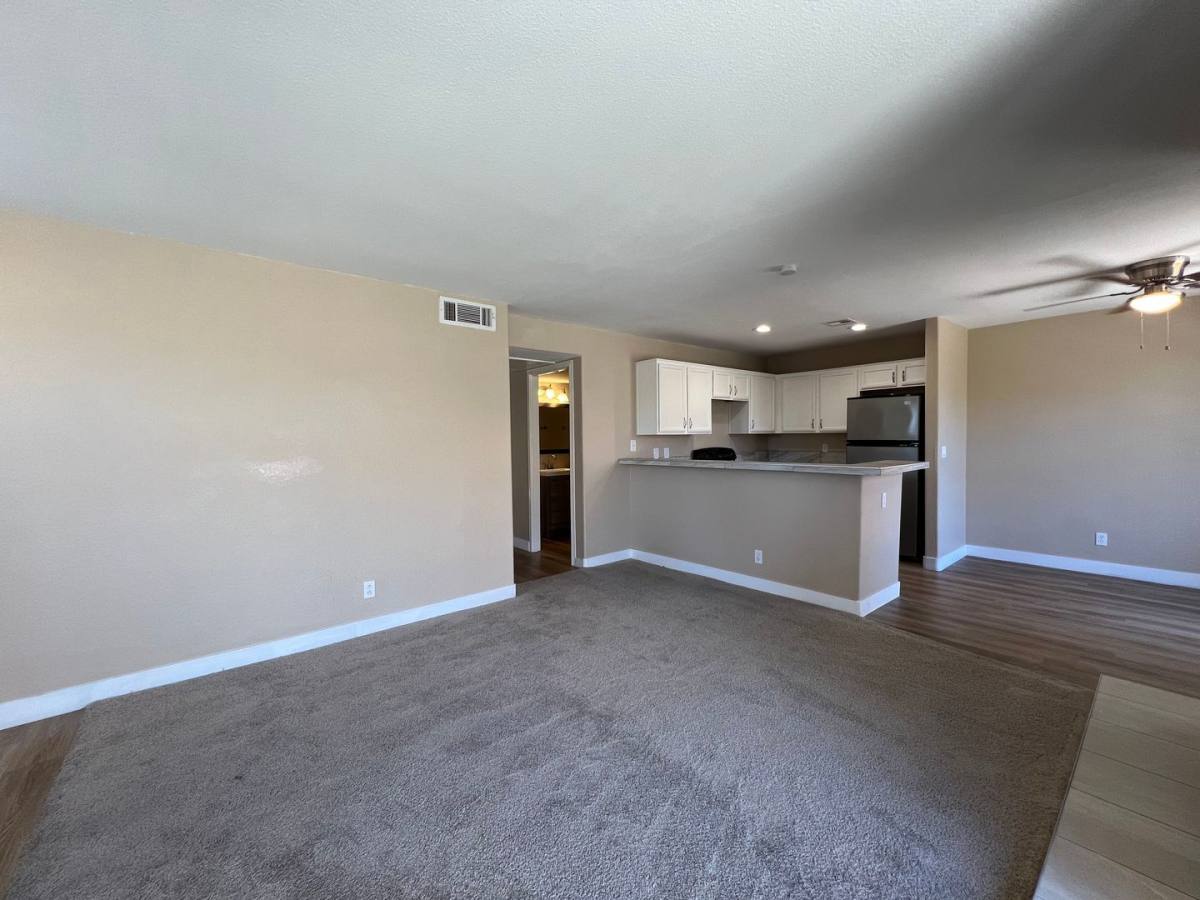 Condo for rent at 2982 Juniper Hills #201, Las Vegas, NV 89142