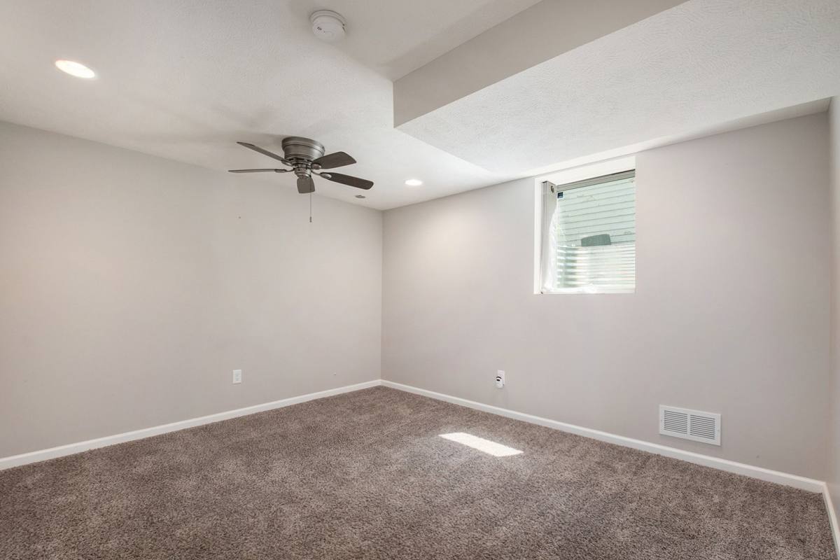 House for rent at 2006 Main St, Bellevue, NE 68005