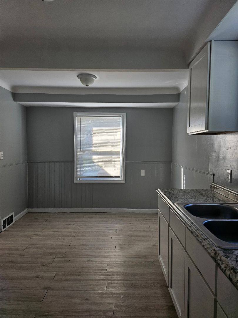 House for rent at 16067 Eastburn, Detroit, MI 48205