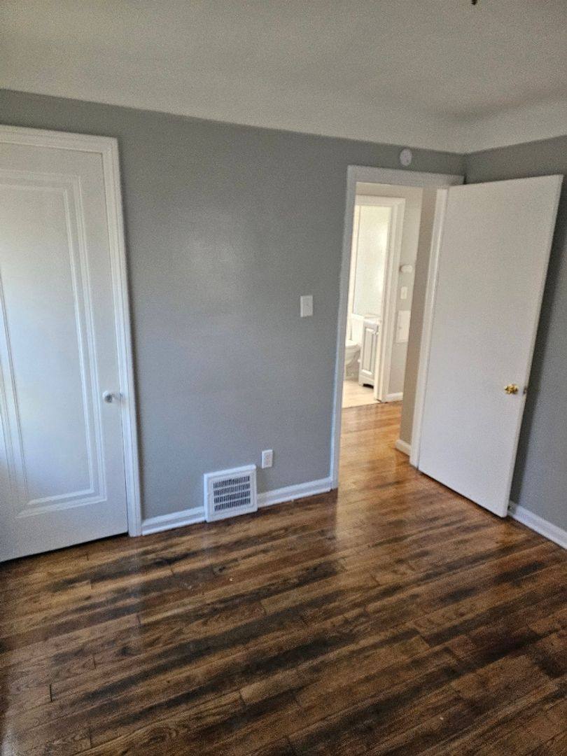 House for rent at 16067 Eastburn, Detroit, MI 48205