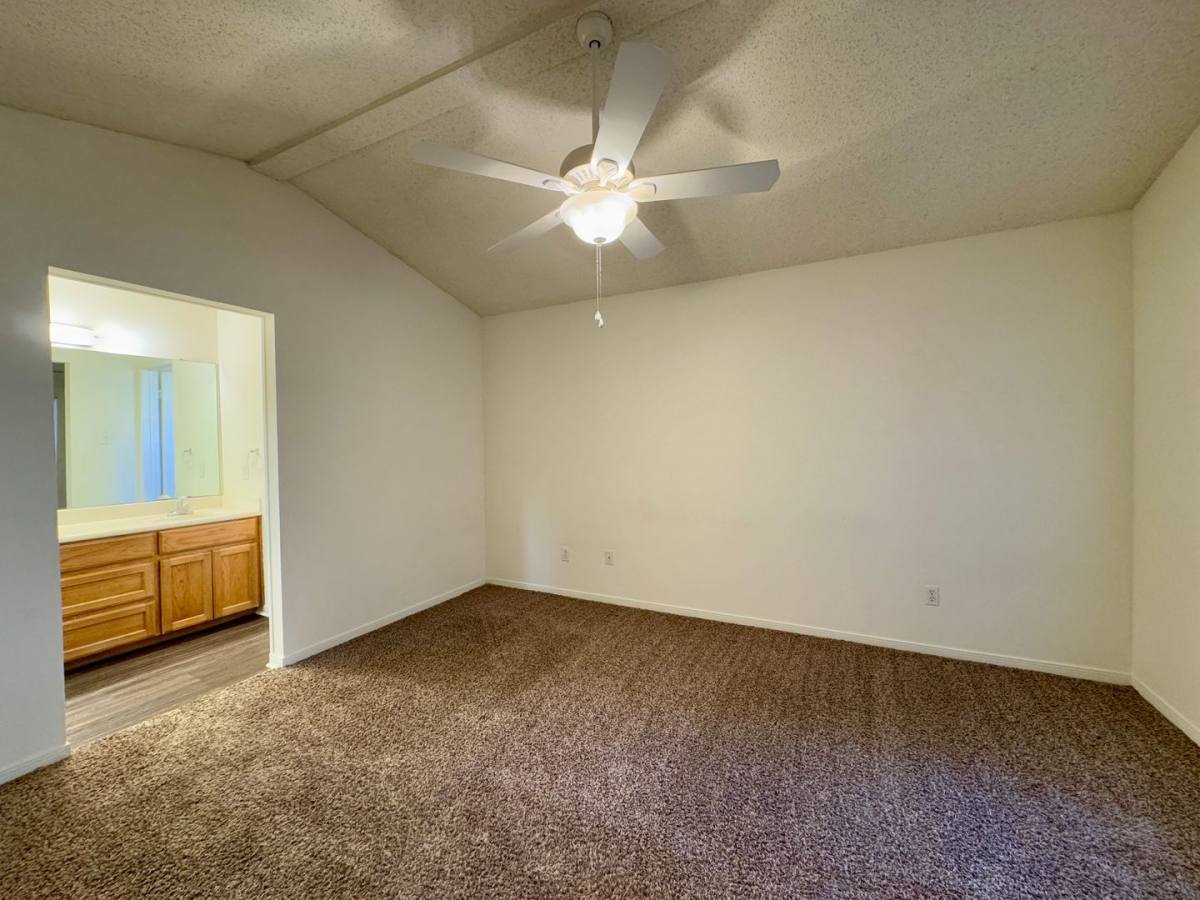 House for rent at 1008 Parkview Circle, Hewitt, TX 76643
