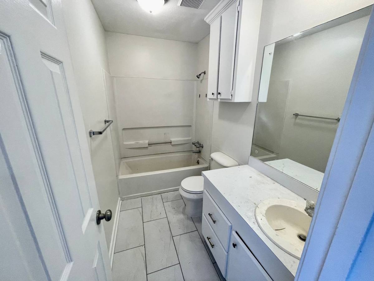 House for rent at 2007 Red Oak Dr, Brandon, MS 39042