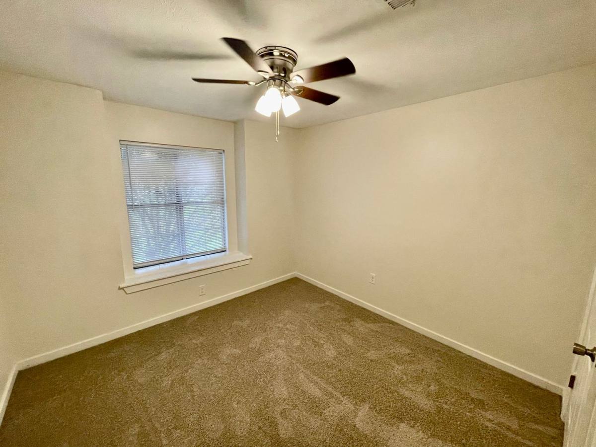 House for rent at 2007 Red Oak Dr, Brandon, MS 39042