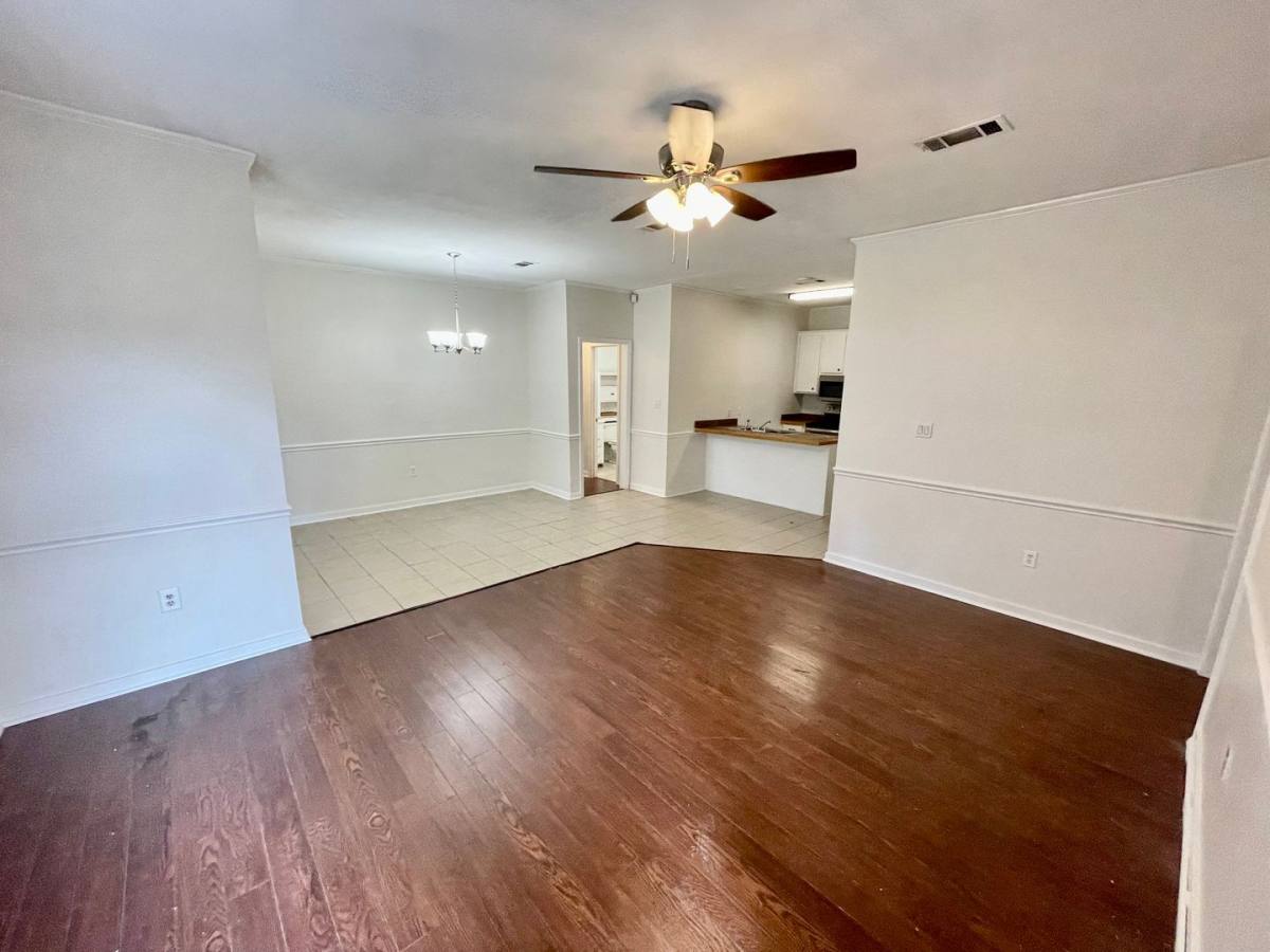 House for rent at 2007 Red Oak Dr, Brandon, MS 39042