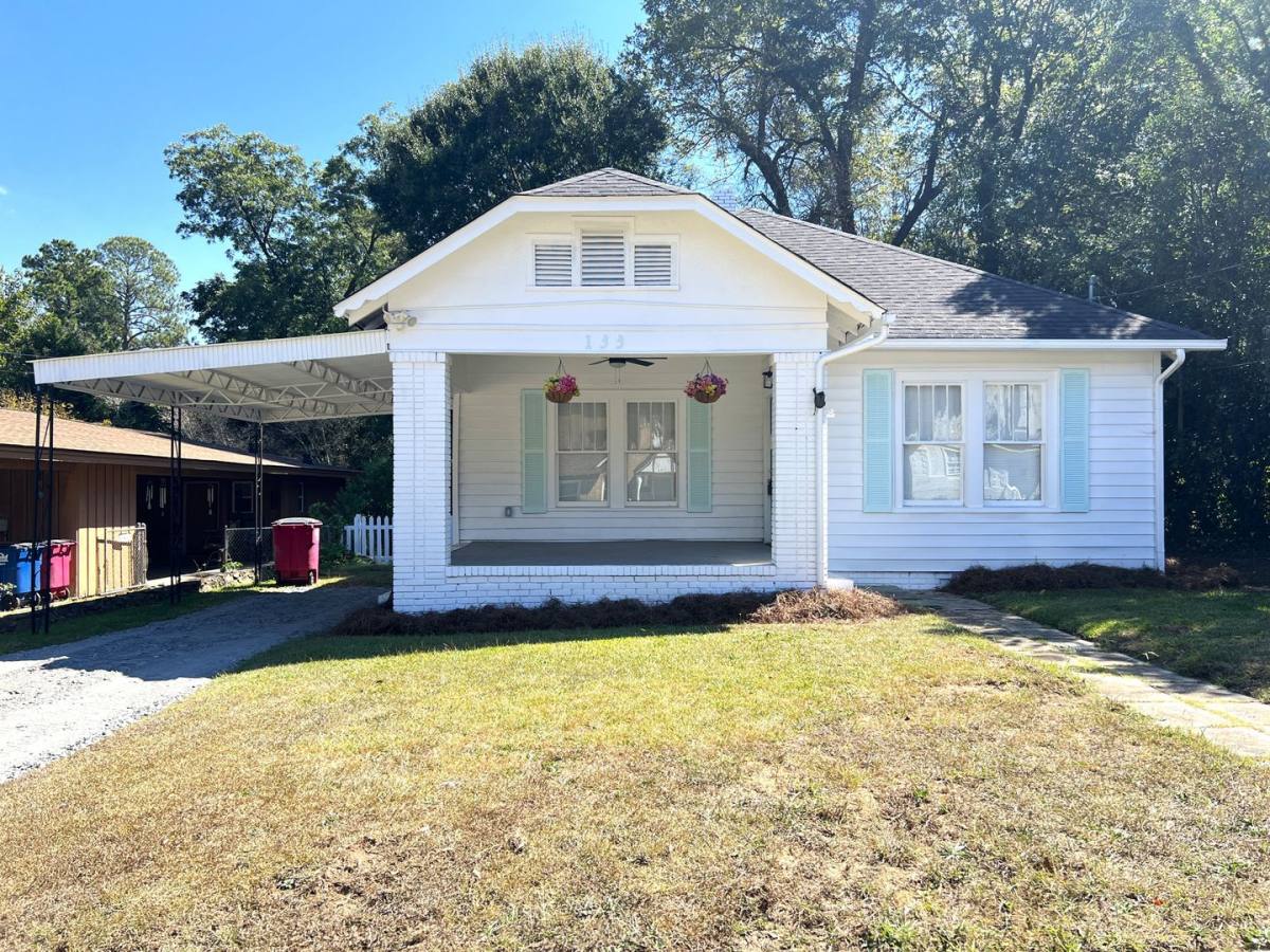 House for rent at 133 Desoto Place, Macon, GA 31204