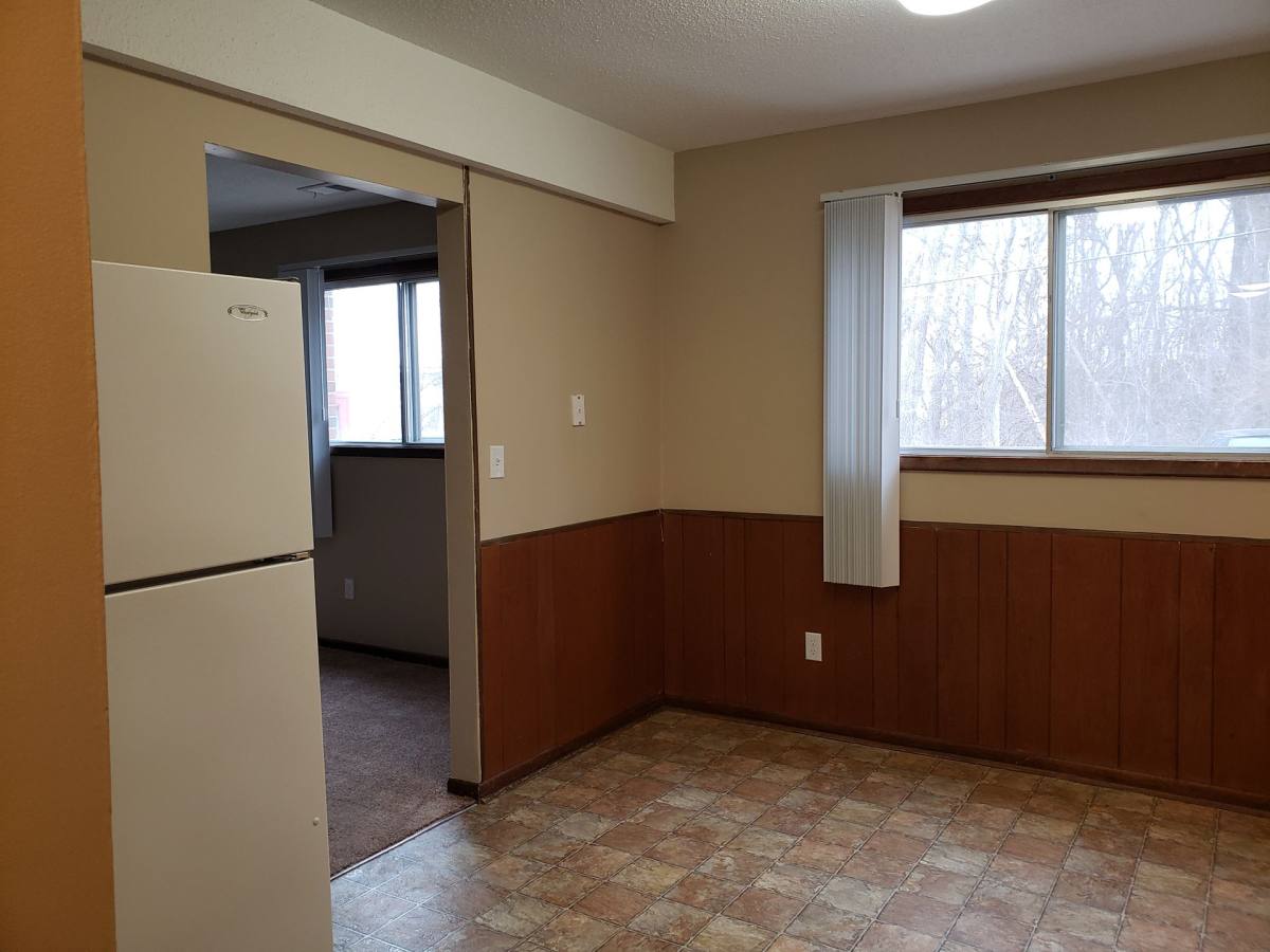 Apartment for rent at 1511 Thomas Dr, Bellevue, NE 68005