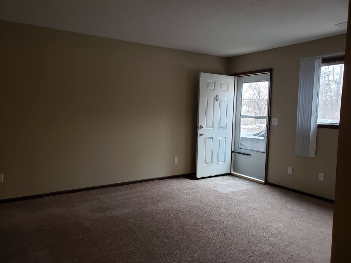 Apartment for rent at 1511 Thomas Dr, Bellevue, NE 68005