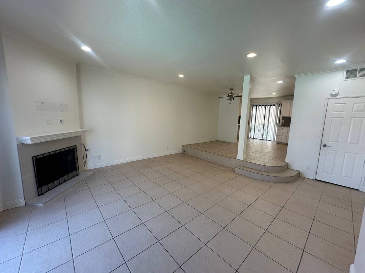 Townhouse for rent at 22865 Del Valle St, Woodland Hills, CA 91364
