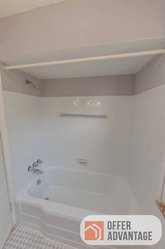 Apartment for rent at 20361 Lakeshore Blvd, Euclid, OH 44123