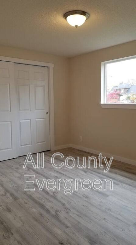 Apartment for rent at 1405 Wright Ave #B, Sumner, WA 98390