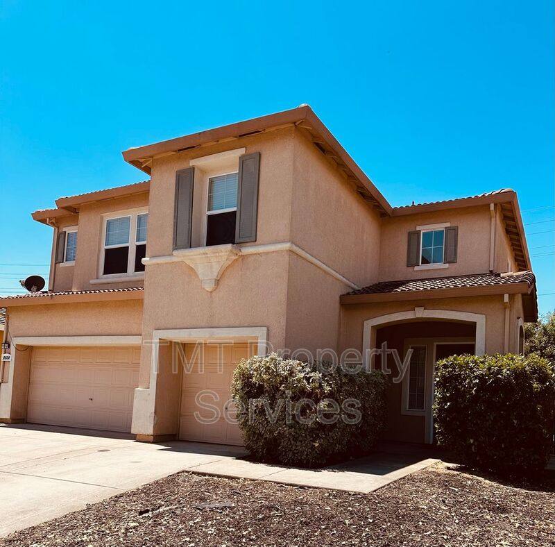 House for rent at 9654 Little Harbor Way, Elk Grove, CA 95624