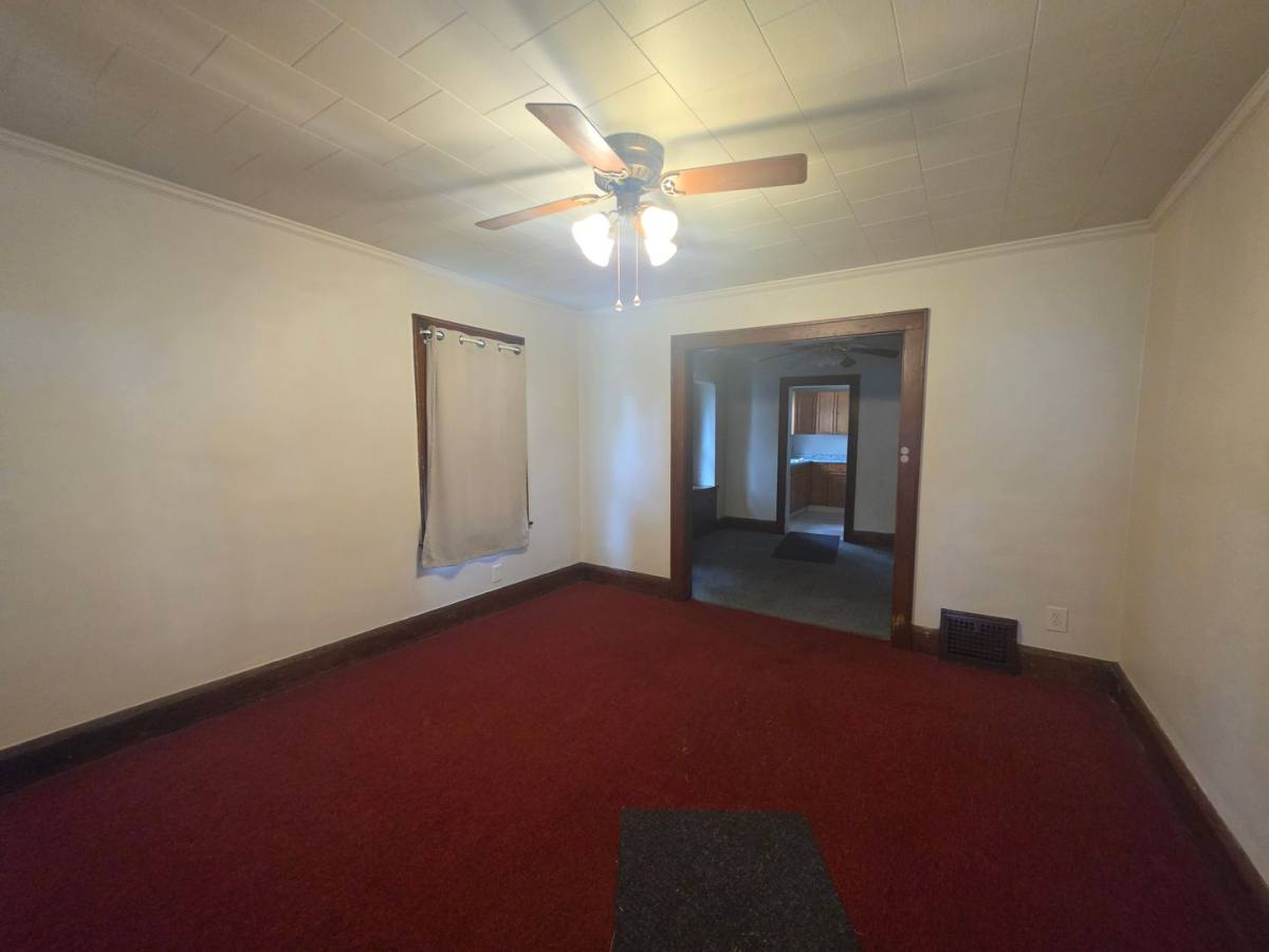 House for rent at 1164 McIntosh Ave, Akron, OH 44314