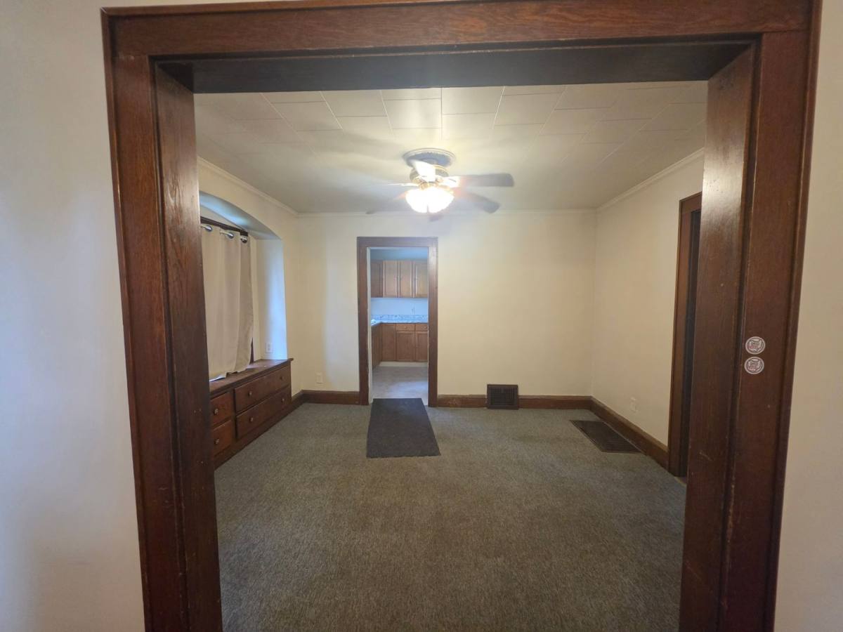 House for rent at 1164 McIntosh Ave, Akron, OH 44314
