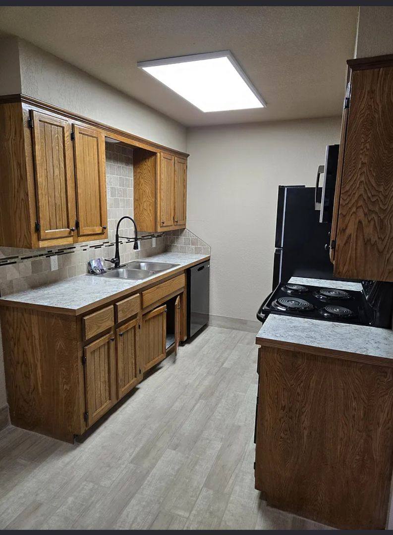 Apartment for rent at Perdido-Ironwood Apts, 901 Ironwood St, Muldrow, OK 74948
