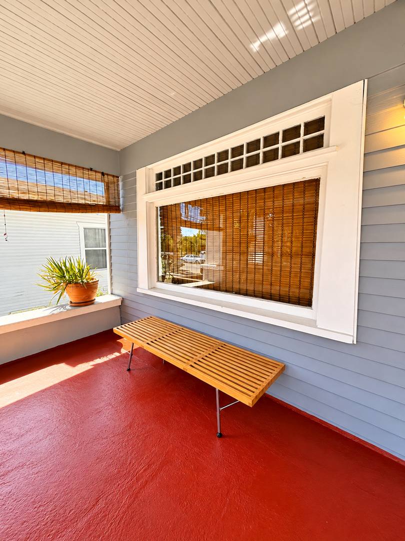 House for rent at 3871 S Hobart Blvd, Los Angeles, CA 90062
