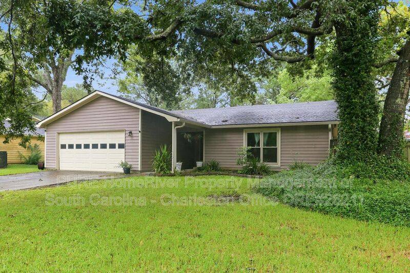 House for rent at 1571 Hidden Bridge Dr, Mount Pleasant, SC 29464