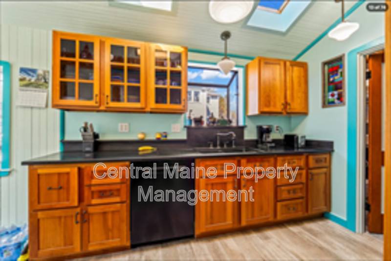 Townhouse for rent at 62 Evergreen Ave, Old Orchard Beach, ME 04064