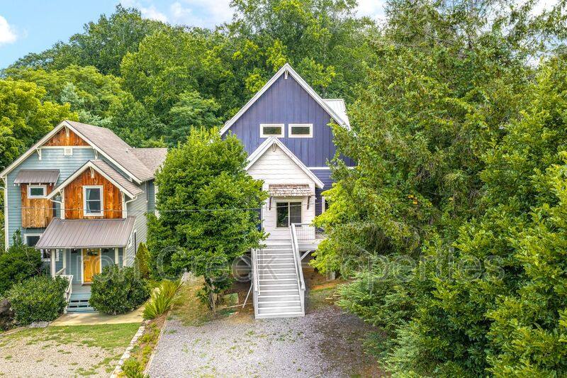 House for rent at 337 Sand Hill Rd, Asheville, NC 28806
