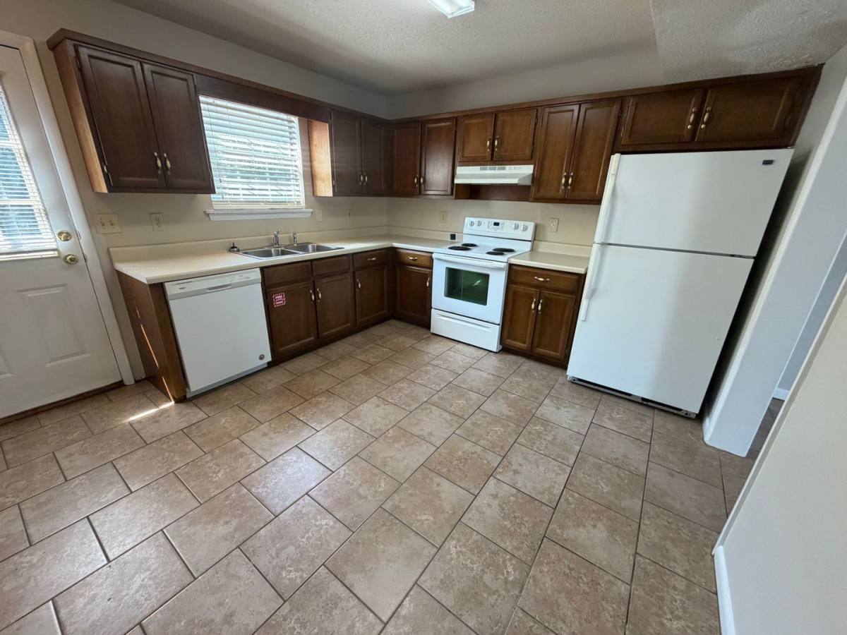 Apartment for rent at 40 Carriage Lane, Oxford, AL 36203