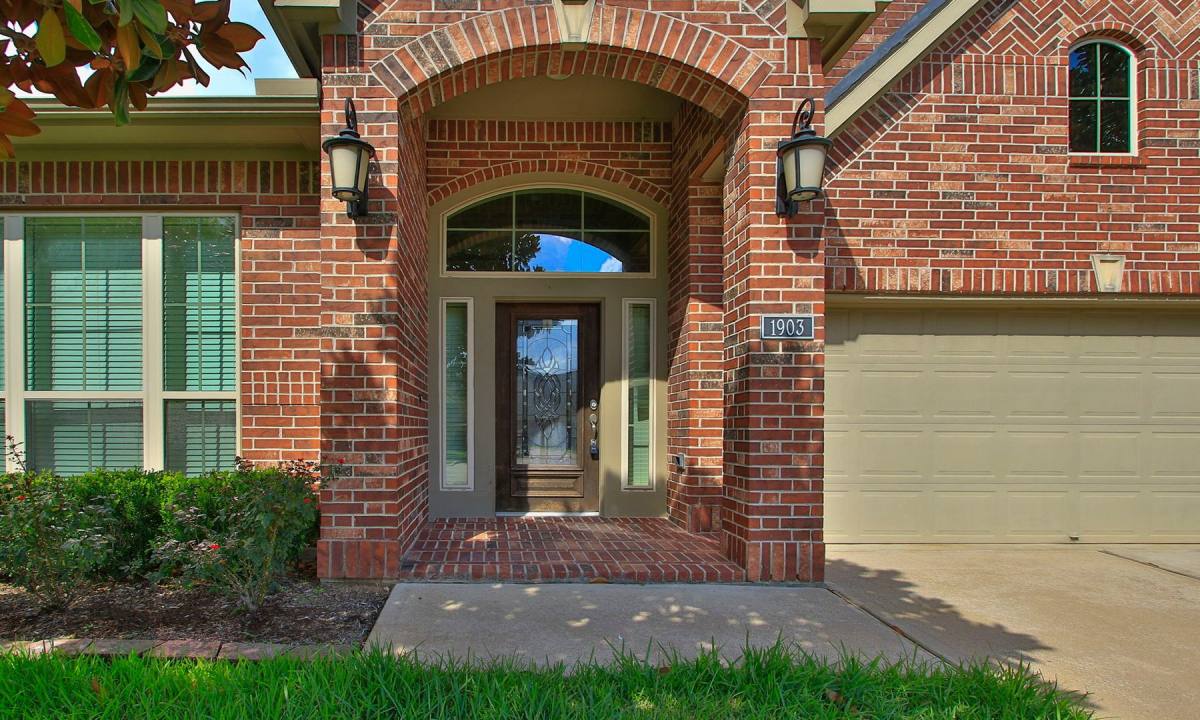 House for rent at 1903 Palmetto Glen Lane, Richmond, TX 77469