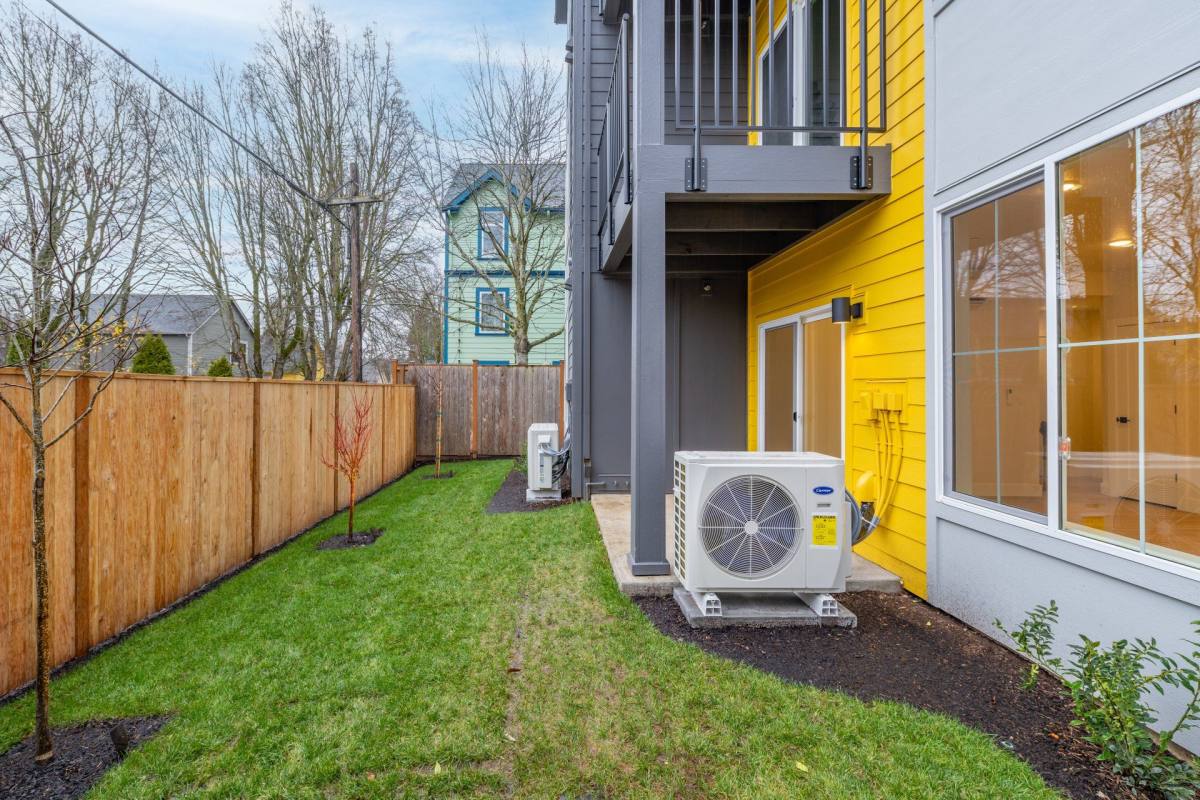 Condo for rent at 3591 N Michigan Ave, Portland, OR 97227
