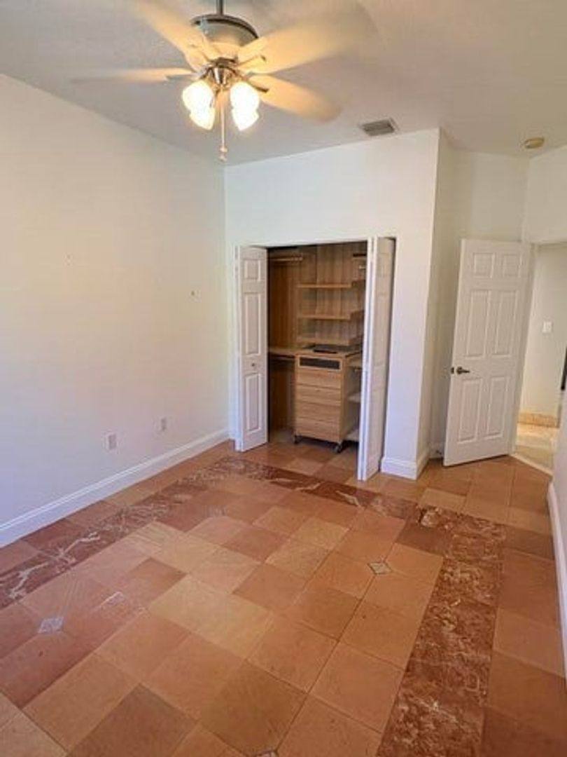 House for rent at 1032 NW 139th Terrace, Pembroke Pines, FL 33028