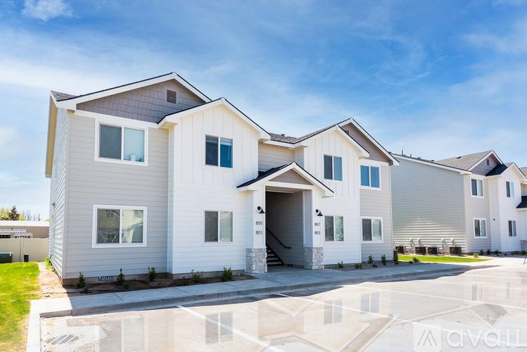 Apartment for rent at 807 NW 21st St, Fruitland, ID 83619