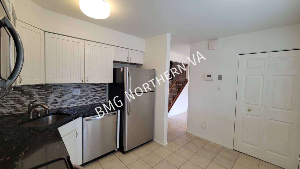 Townhouse for rent at 6106 Heron Pond Court, Burke, VA 22015