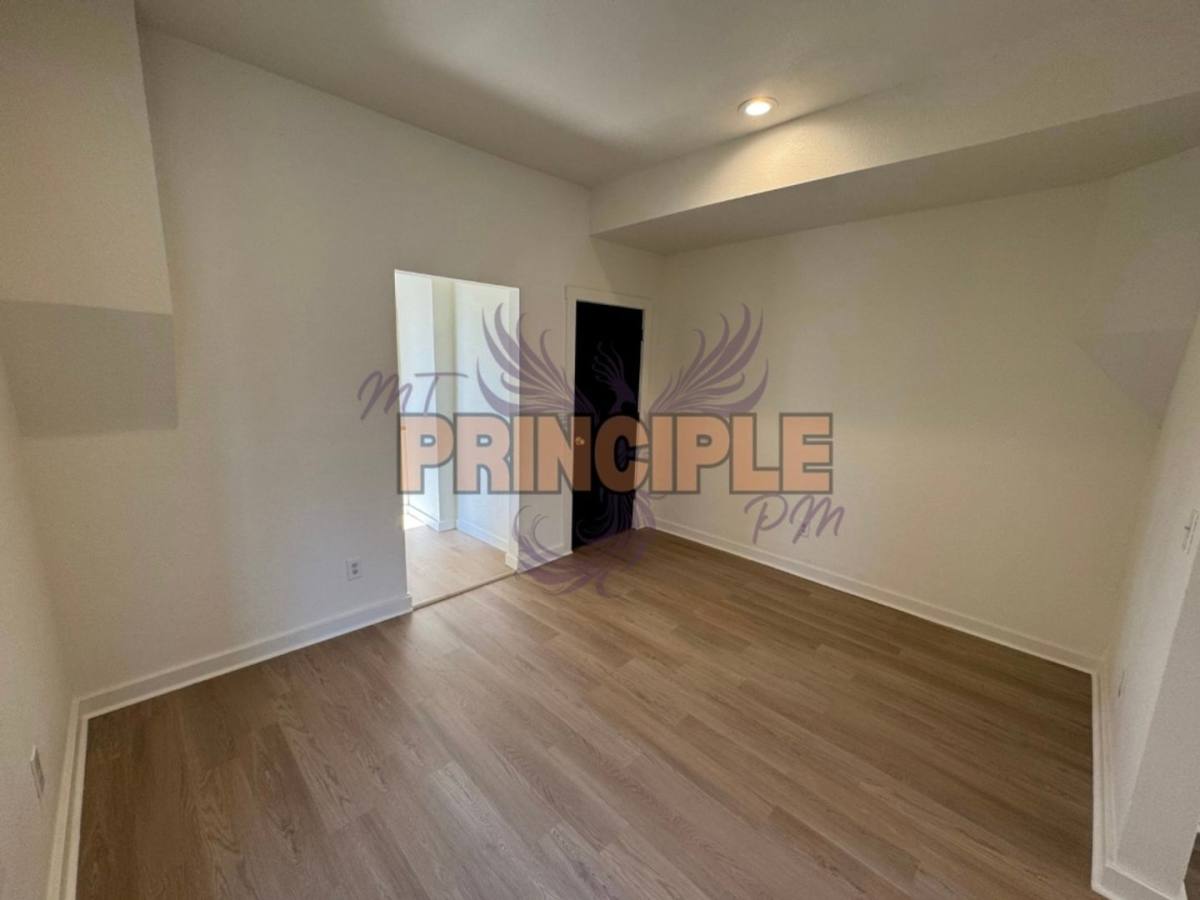 Apartment for rent at 647-649 1 2 S Idaho, Butte, MT 59701