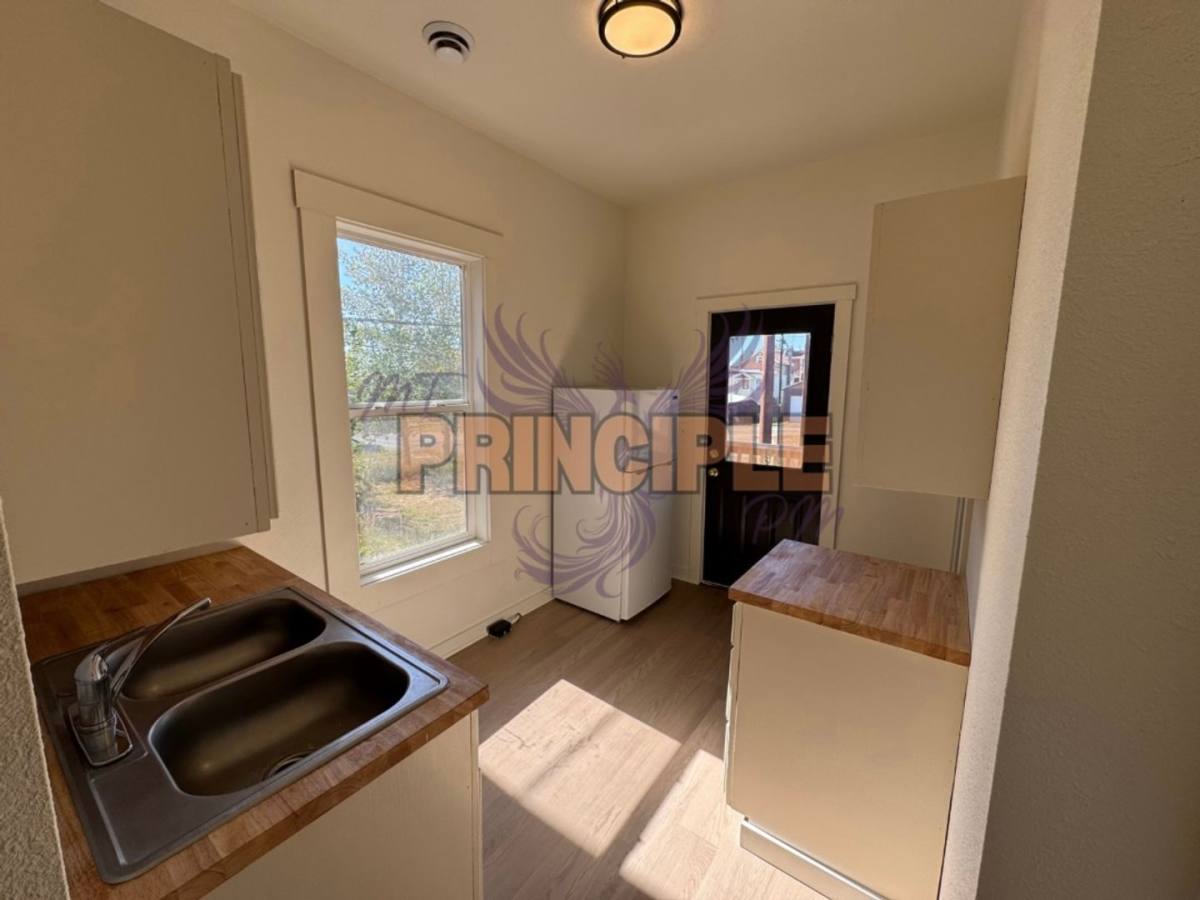 Apartment for rent at 647-649 1 2 S Idaho, Butte, MT 59701
