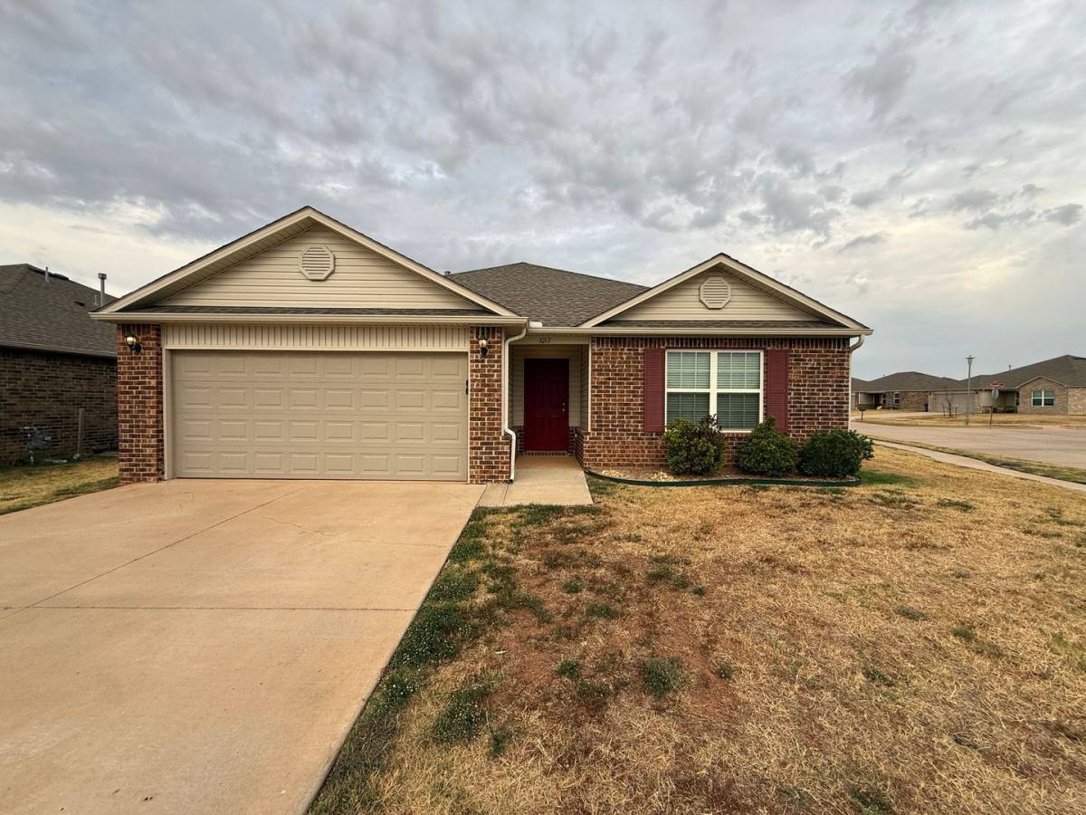 House for rent at 1017N Pheasant Way, Mustang, OK 73064