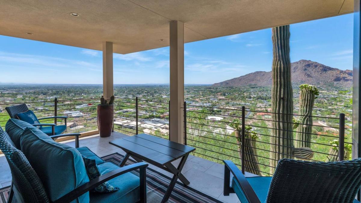 House for rent at 5800 E Glen Dr, Paradise Valley, AZ 85253
