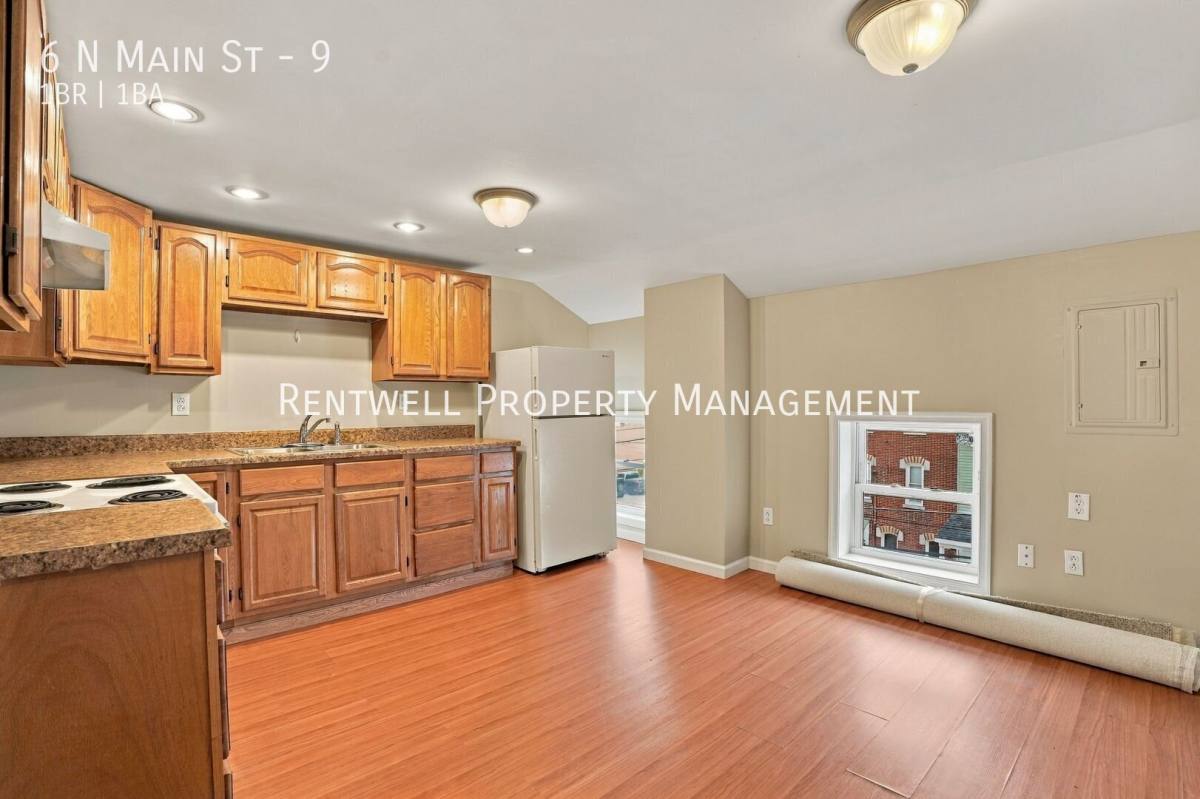 Apartment for rent at 6 N Main St #9, Spring City, PA 19475