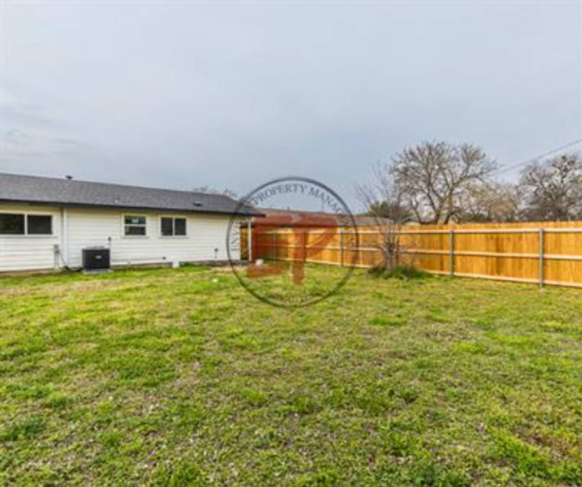 Apartment for rent at 107 Shirley Dr, Waco, TX 76705