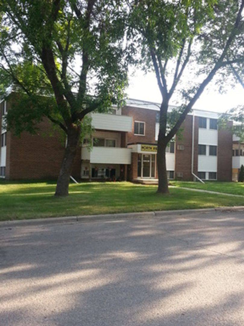 Apartment for rent at 250 21st St N W, Owatonna, MN 55060