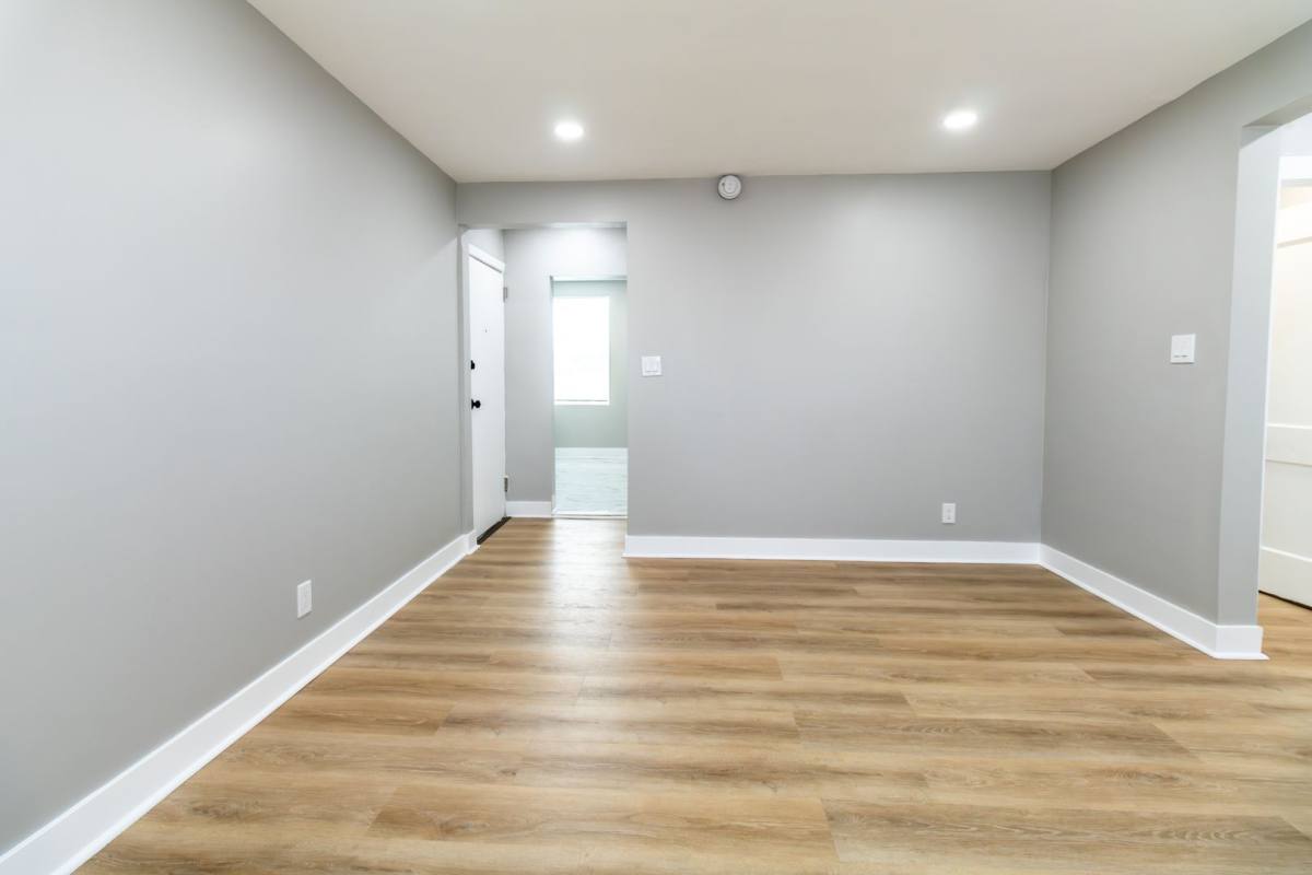 Apartment for rent at 5548 Woodland Ave, Pennsauken, NJ 08110