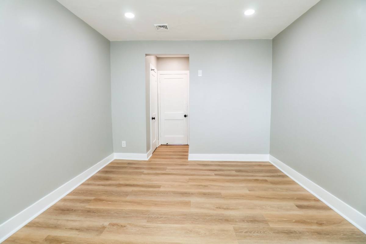 Apartment for rent at 5548 Woodland Ave, Pennsauken, NJ 08110
