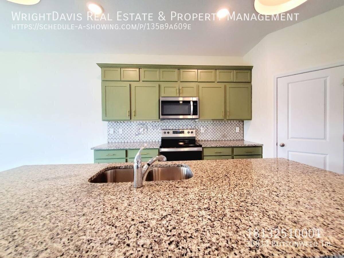 House for rent at 35813 Buttonweed Trail, Zephyrhills, FL 33541