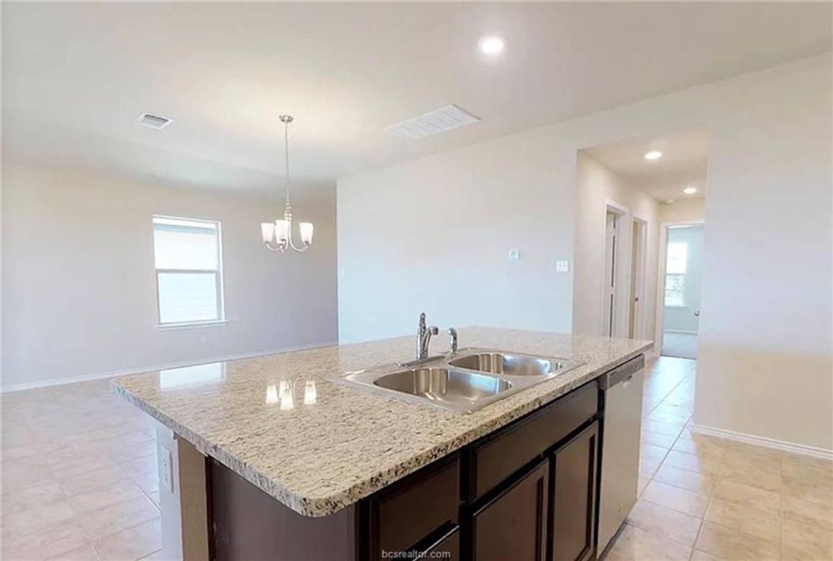 House for rent at 8016 Front Nine Lane, Navasota, TX 77868