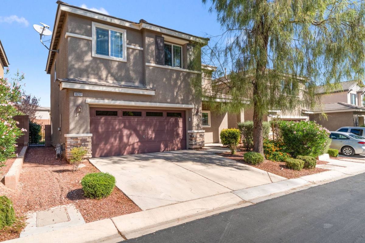 House for rent at 10232 Gibson Isle Dr, Las Vegas, NV 89166