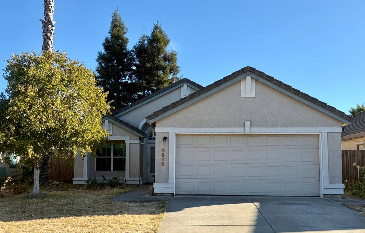 House for rent at 8686 Black Kite Dr, Elk Grove, CA 95624