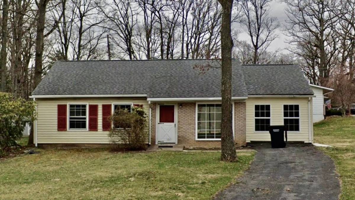 House for rent at 1940 N Oak Lane, State College, PA 16803