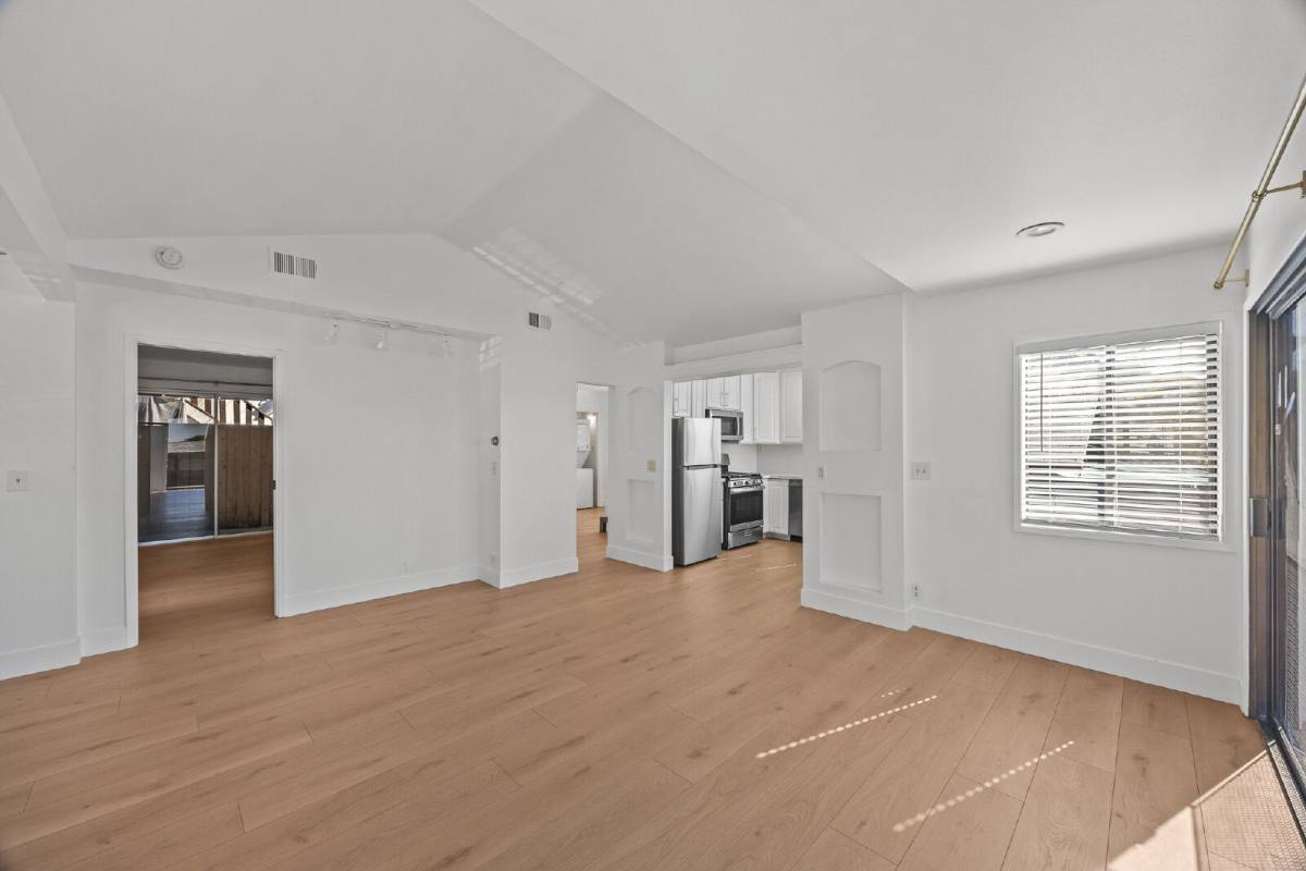 House for rent at 126 High Dr, Laguna Beach, CA 92651
