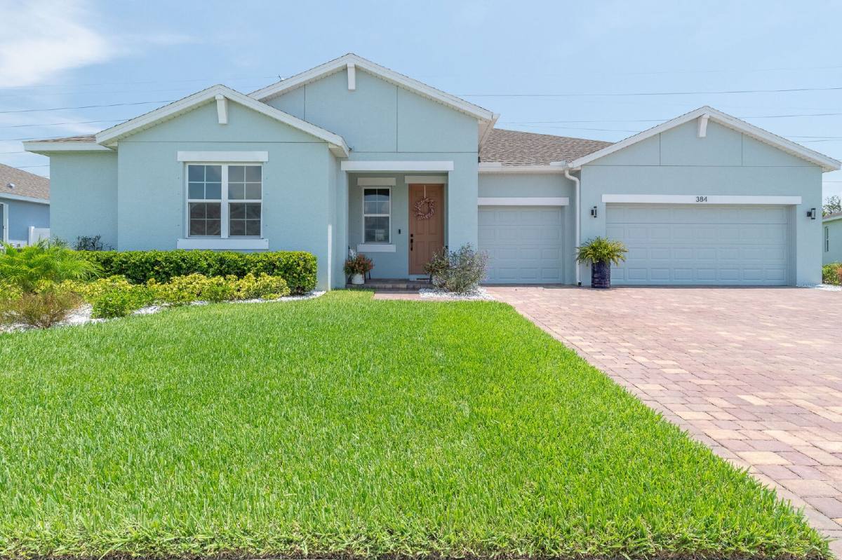 House for rent at 384 Loymer Circle, Merritt Island, FL 32953