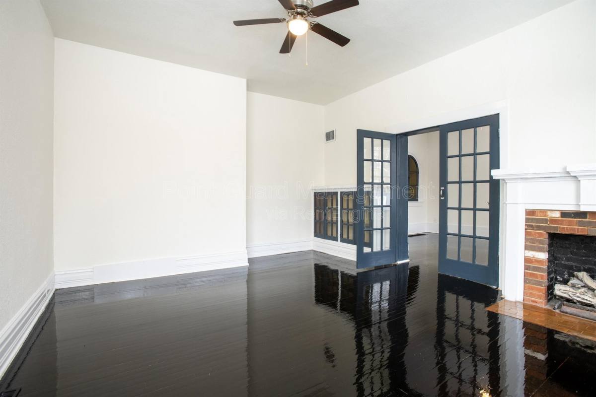 Apartment for rent at 169 S Belmont St #1, Wichita, KS 67218