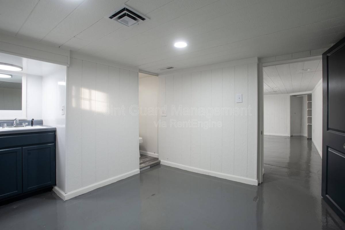 Apartment for rent at 169 S Belmont St #1, Wichita, KS 67218