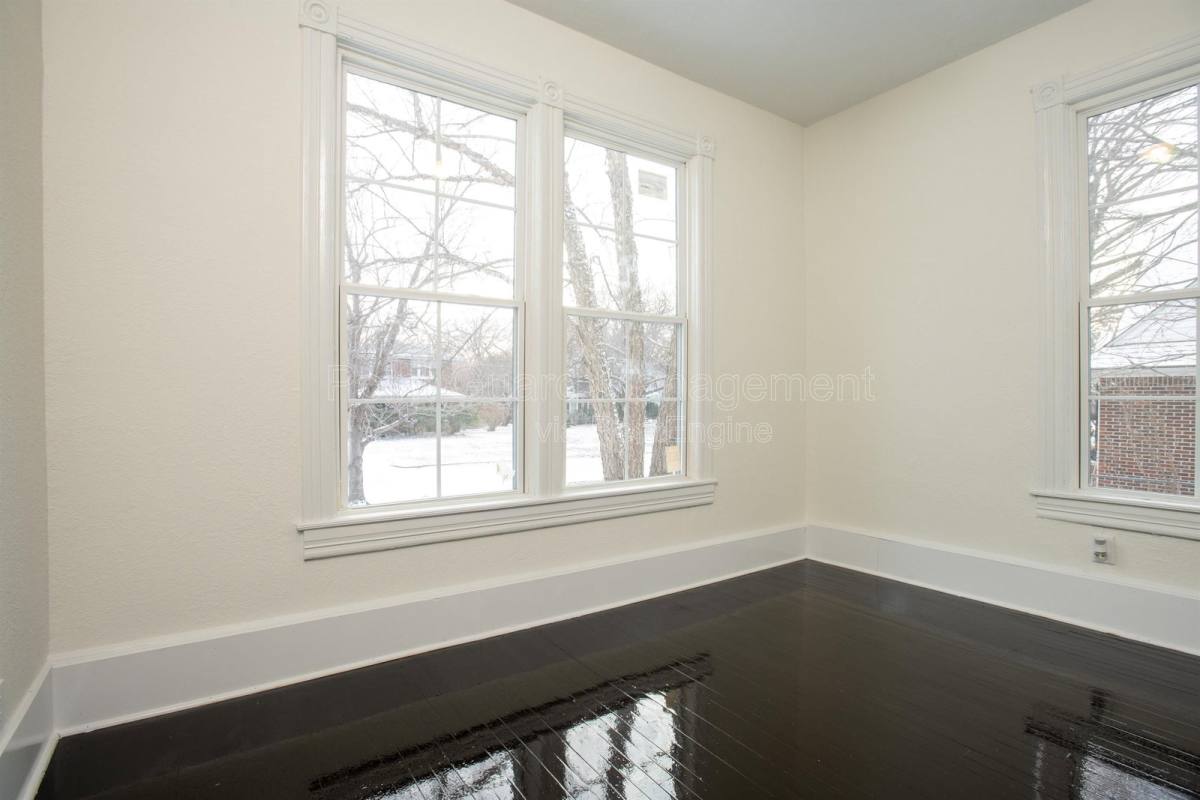 Apartment for rent at 169 S Belmont St #1, Wichita, KS 67218