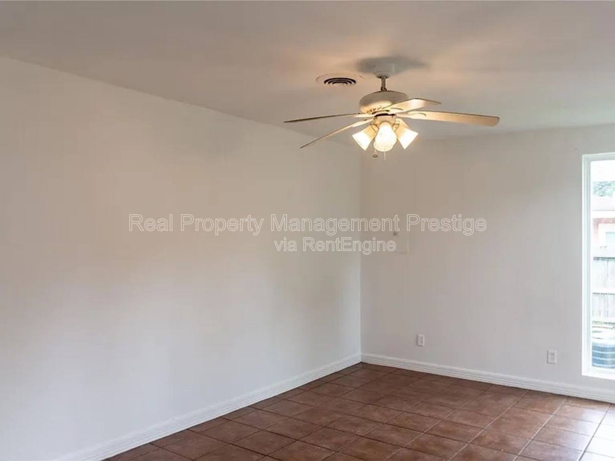House for rent at 5311 Perry Ave, Galveston, TX 77551